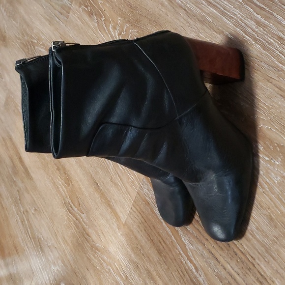 (EU39) TOPSHOP Made in Spain Heeled Booties Contemporary Modern Art Deco Luxury - Picture 3 of 11